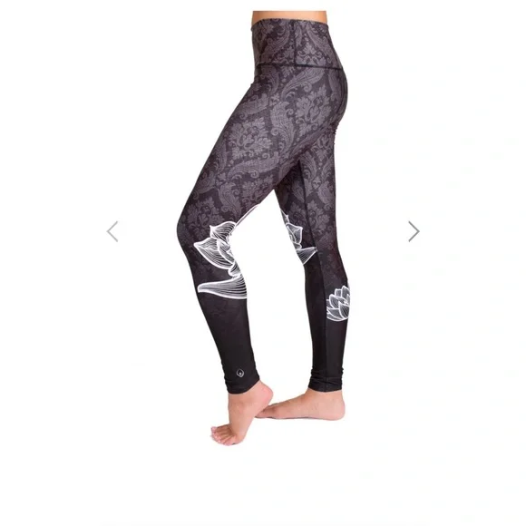 My Inner Fire LOTUS LEGGING - Picture 4 of 7